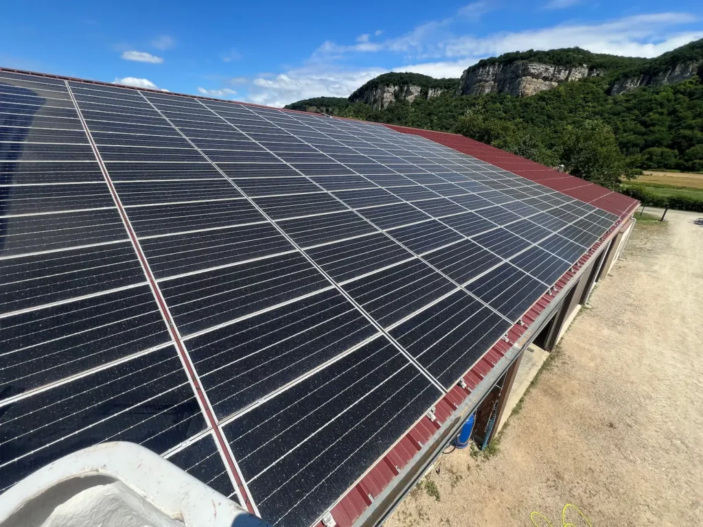Nettoyage centrale photovoltaïque à La Balme-les-Grottes